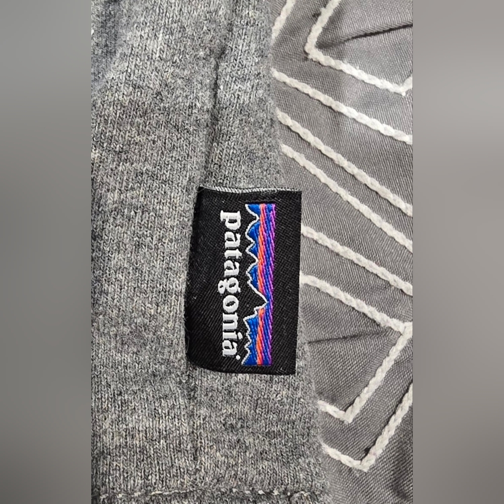 Patagonia Ridge Logo Uprisal Hoody Size Medium - Picture 5 of 8